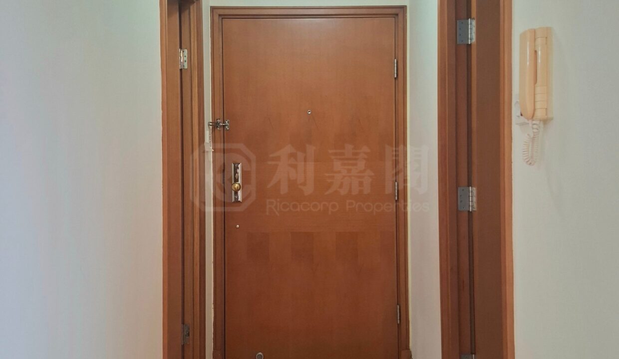 1cbecbea-c8e3-4845-8b46-61fc62bd57ca