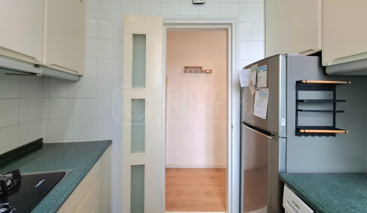 1e058aef-4fe3-4417-8b25-587569f74808.jpeg