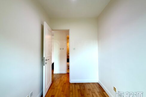21cb3b3c-2a01-4e24-b494-da50c9d64bc8.jpeg