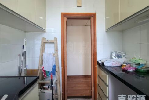 4d2ef86b-a1e8-41d6-af20-ef37497ce8be.jpeg
