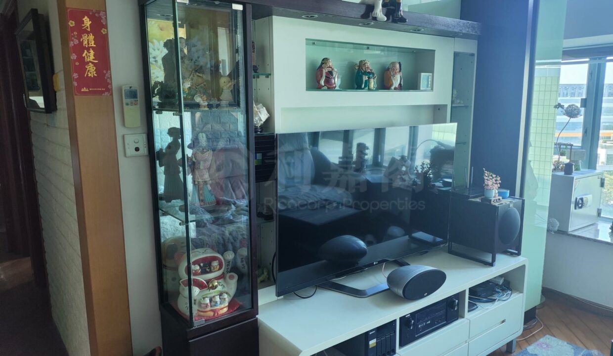 a1f772f8-1b2b-4e4e-8b4c-992b67da92ba.jpeg