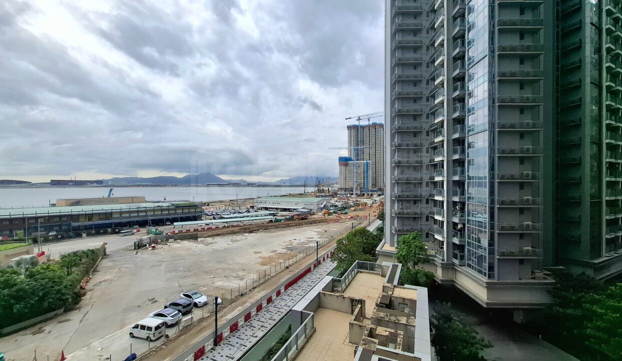 db7ded3a-adcc-4ad6-8990-7d539b912ed1.jpeg