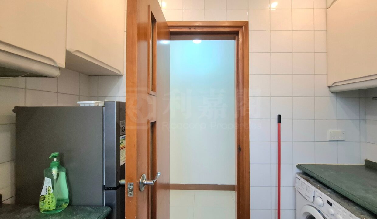 ede094f1-5af4-4424-be4f-e63751cccf47.jpeg