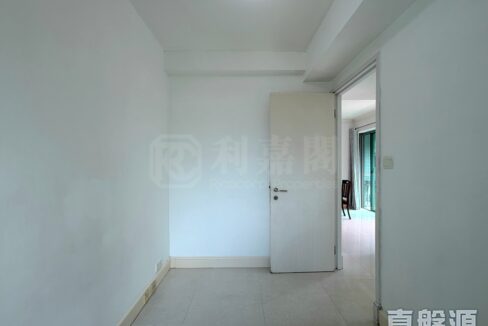 08ff19fb-a8e7-4e0c-b199-07a85d794aa5.jpeg