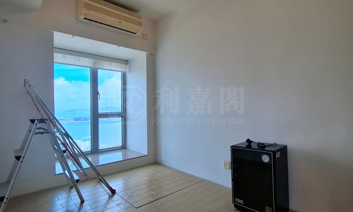 121291db-ea13-4244-abc1-283f7a21f3d9.jpeg