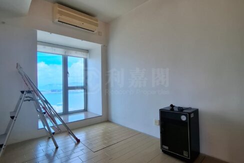 121291db-ea13-4244-abc1-283f7a21f3d9.jpeg