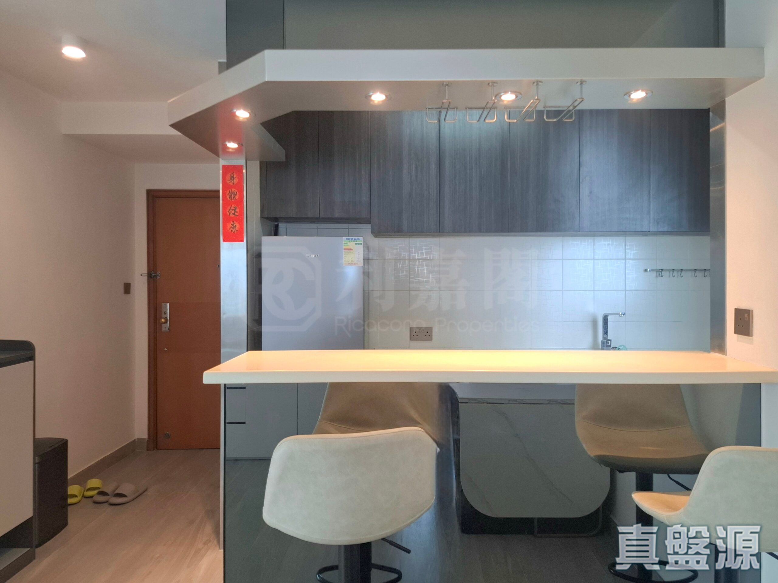 Seaview Crescent Tower 2 - Tung Chung Property 28TungChung.com