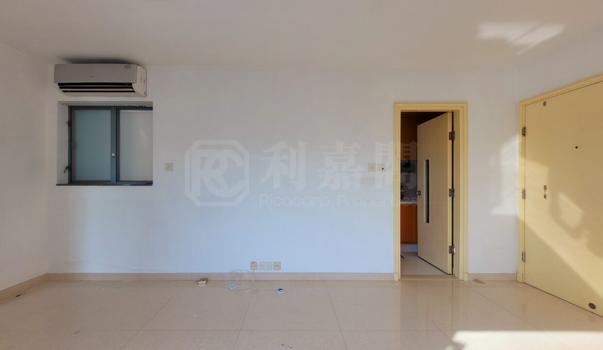4d35ee2b-37ef-4768-a28f-6046c072449e.jpeg