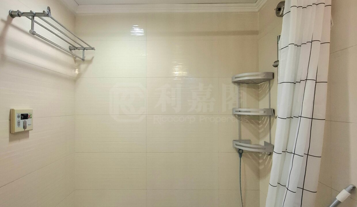 0b349693-69aa-413a-8014-6130289a4ddd.jpeg