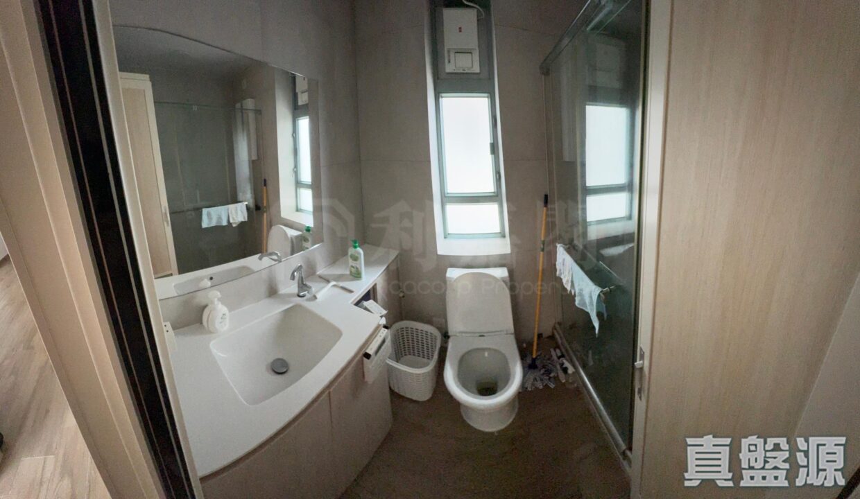 1a6f2a3d-5143-4617-9566-f04a78a6c860.jpeg