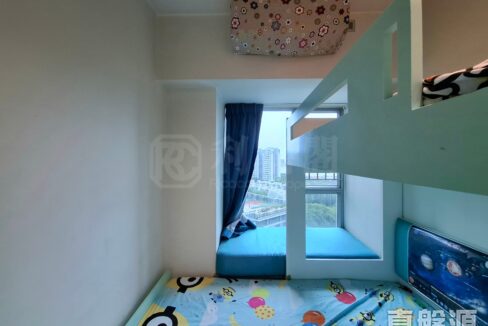1aa684d3-c3f2-4d4e-a187-48db6bd0cbf7.jpeg