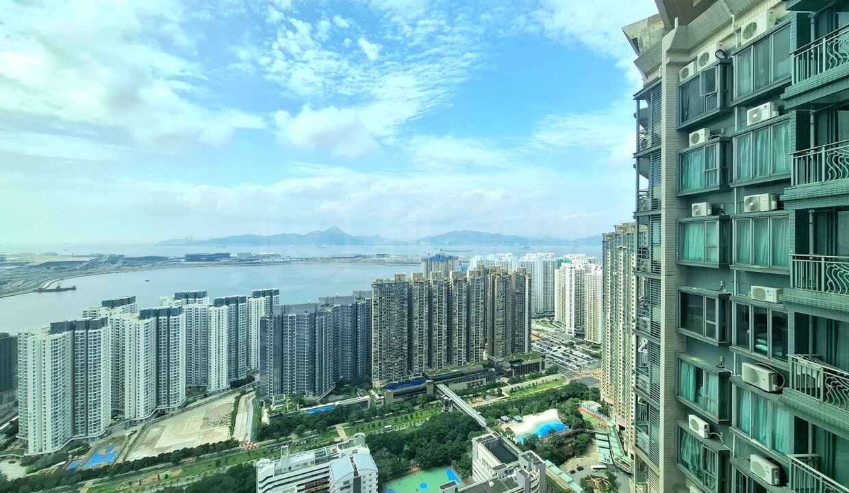 1ec34ea4-18cb-4daa-a8a1-4693e0580e15.jpeg