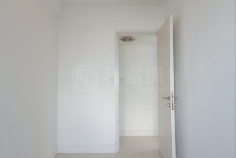 237a9ad5-c7f6-46d1-9ccf-29d77e4c5f0e.jpeg