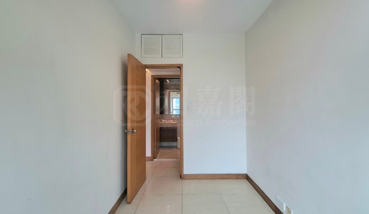 2d59a442-3e2f-4248-8d62-c93326cb0266-1.jpeg