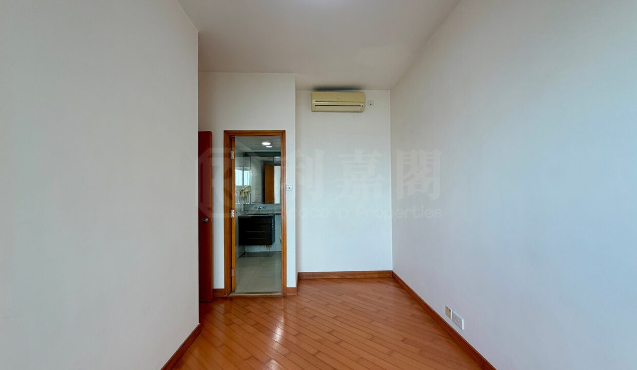 2f59ab2c-ab7b-4cf2-8761-88415da5105a.jpeg