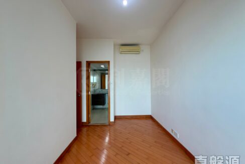 2f59ab2c-ab7b-4cf2-8761-88415da5105a.jpeg
