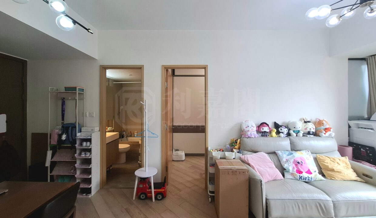 2f8704be-d347-45ca-9a4f-db140233ac24.jpeg