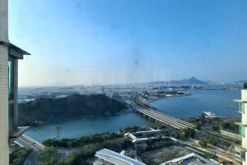 2ff37212-d297-465a-9ffe-69ffa53890d3-1.jpeg