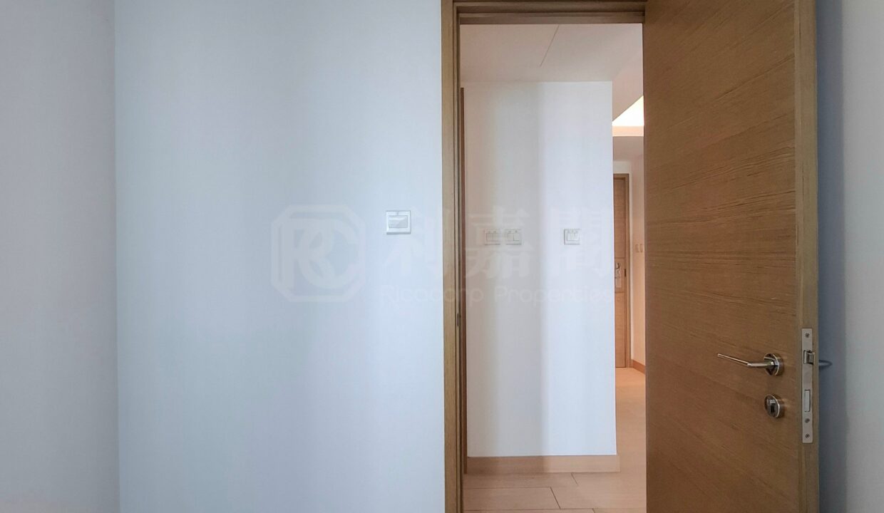 3ae56691-09db-46d0-9b0d-2590713c0cd7.jpeg