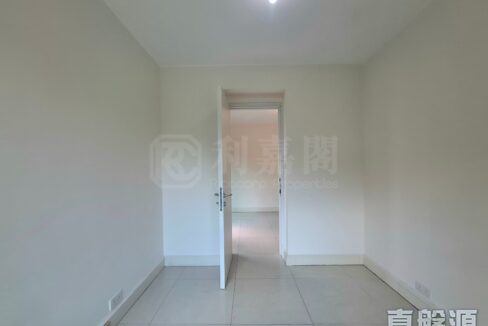 4914dbde-b273-4e08-bf89-109503082d34.jpeg