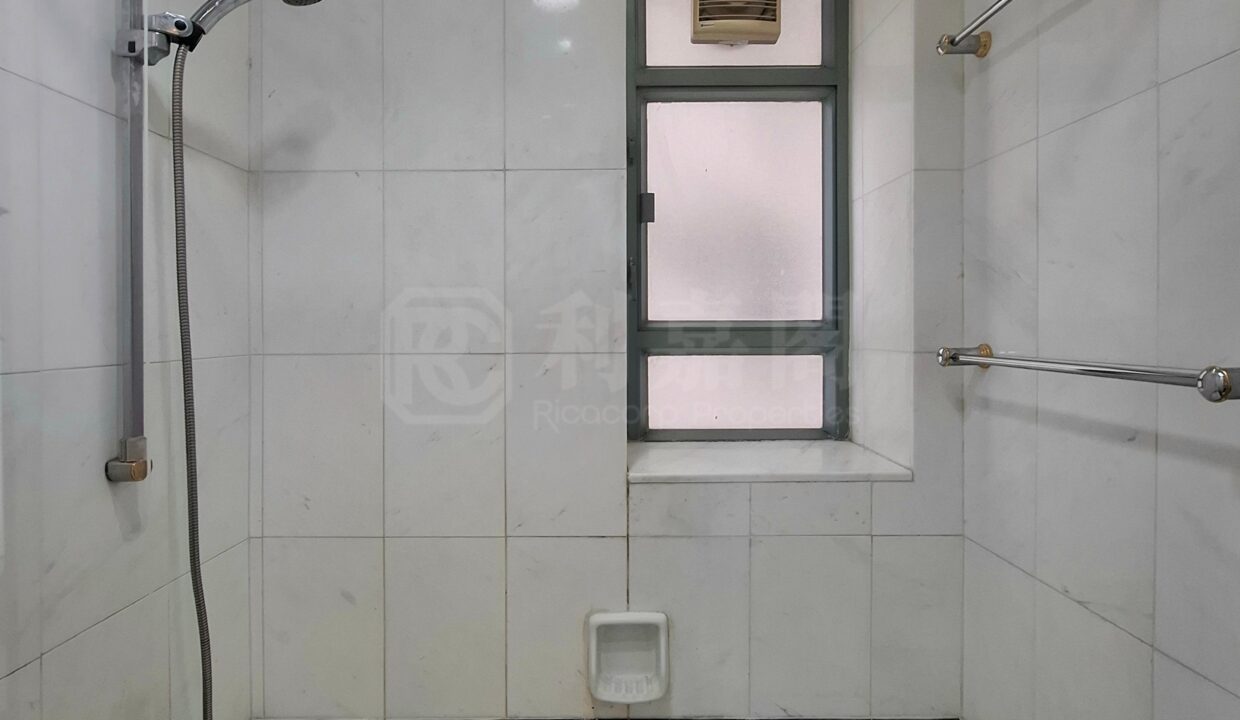 543979a4-e7ff-47d9-8131-af90a15665aa.jpeg