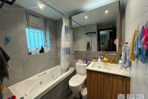 61907a34-d5cf-4268-b956-d52a001e7c5c-1.jpeg