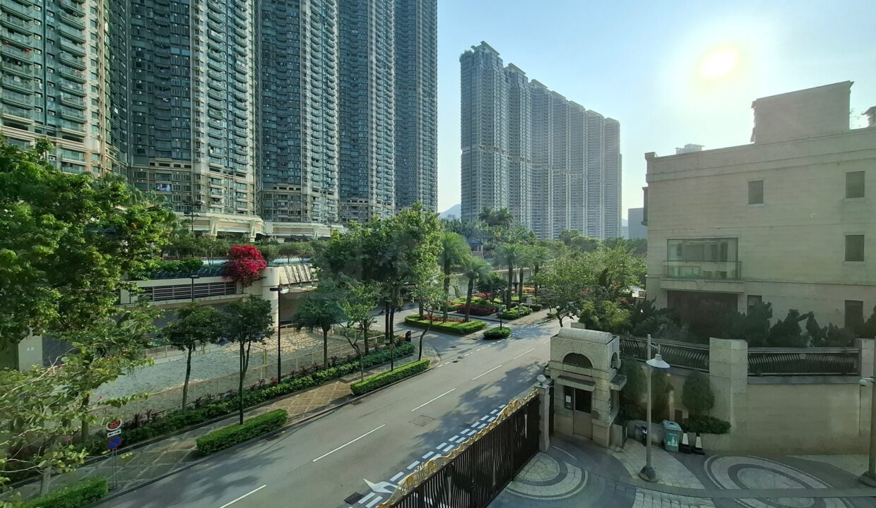 653fd138-ad74-49c7-9bf8-bfcf331e6e82-2.jpeg