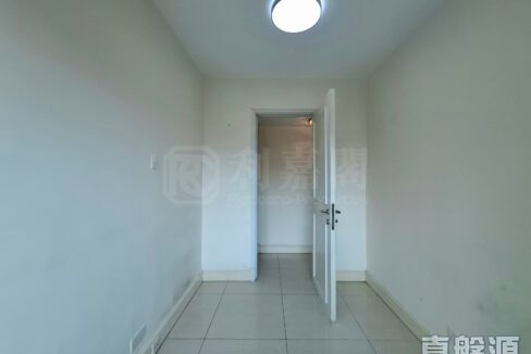 6d2fda97-24de-4c25-a4c2-cfd8d8180a8f.jpeg