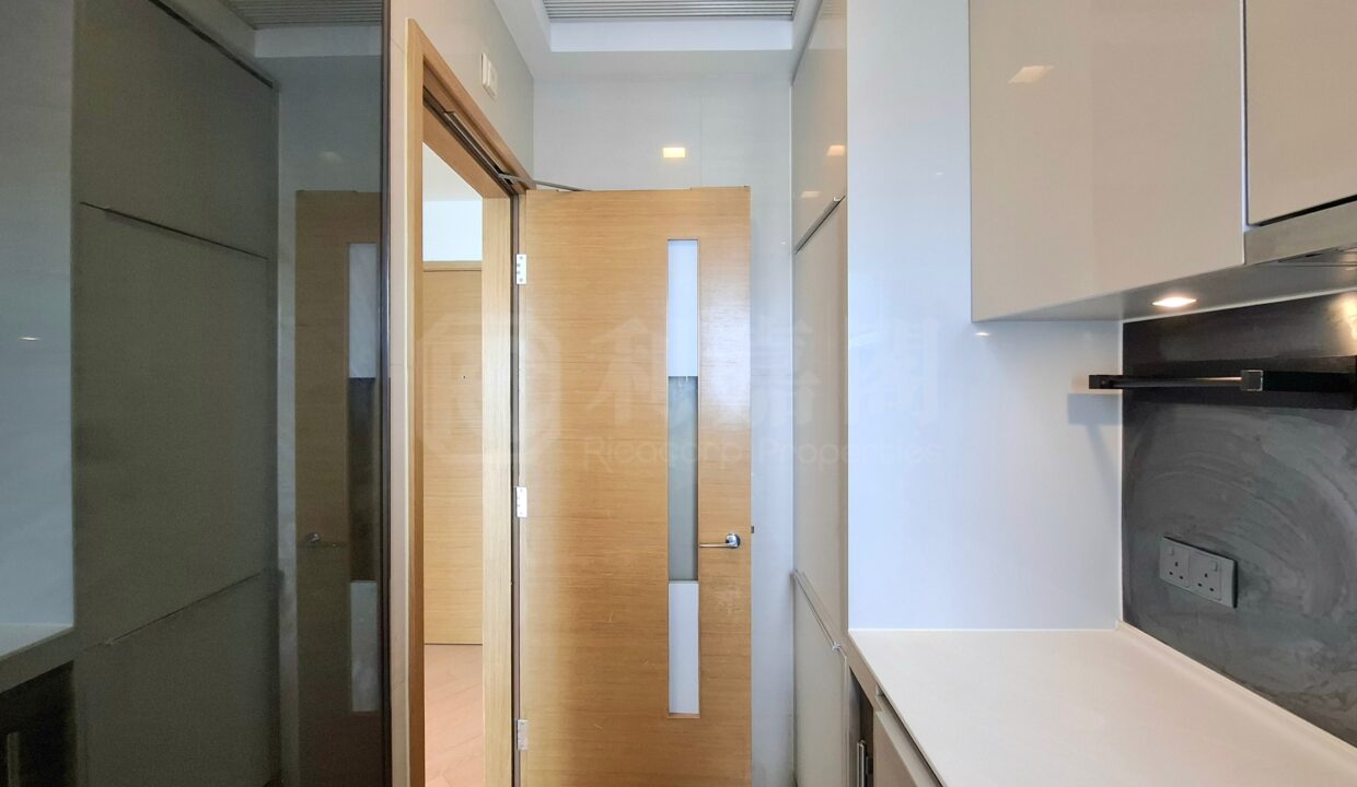747c44ba-c8aa-4bf9-89ad-55771abcaf13.jpeg