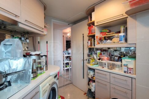 7d67cf02-418f-47c5-a6eb-17e5ccf16c09.jpeg