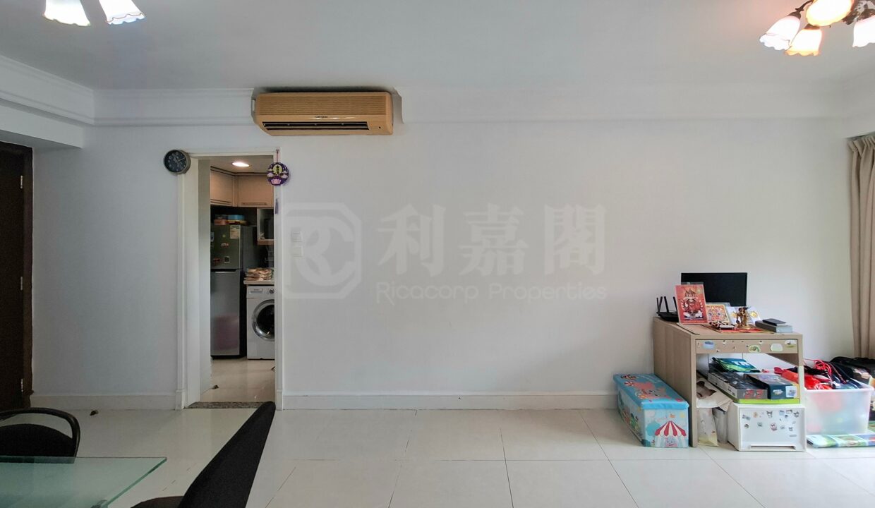 83cf59bd-efd9-4eaa-bc1b-739ae9f6ae9b.jpeg
