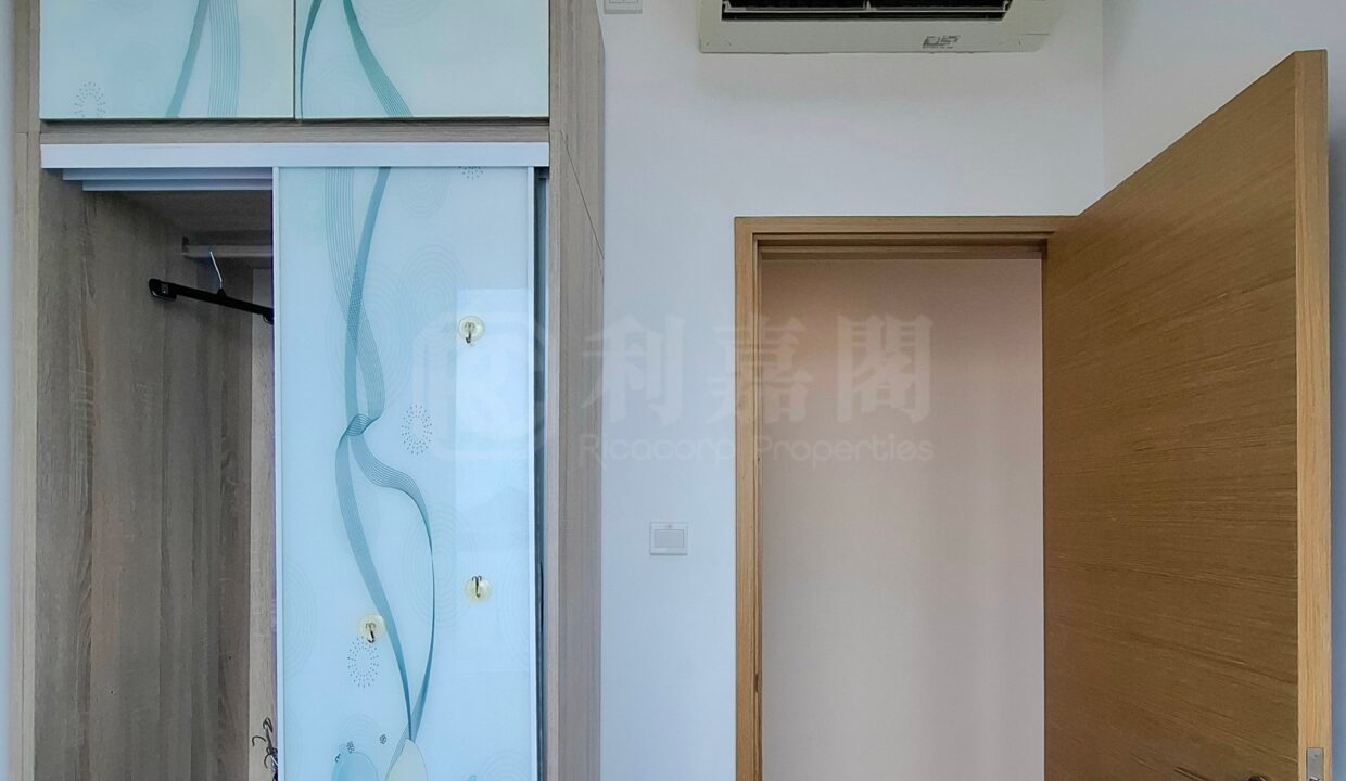 872122b1-ea88-4d81-ac2f-603300dcc6ff.jpeg