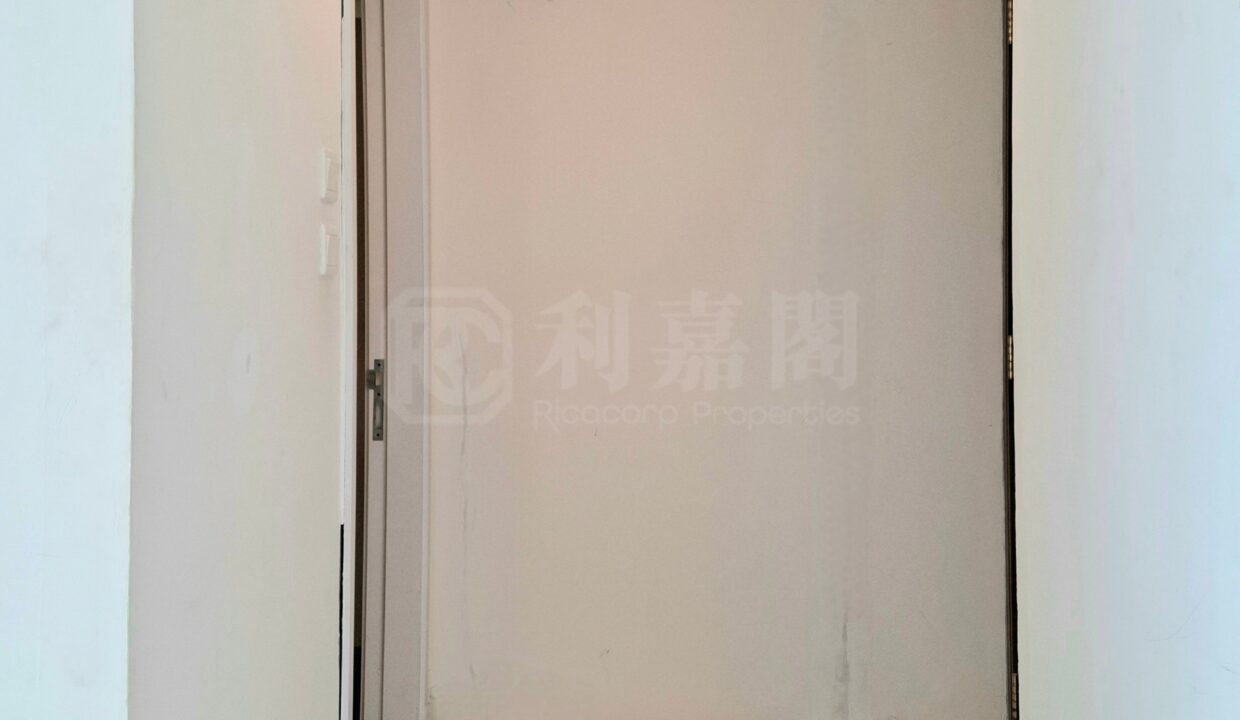 90ed6891-a14b-43cf-a4eb-7f2c80704471.jpeg