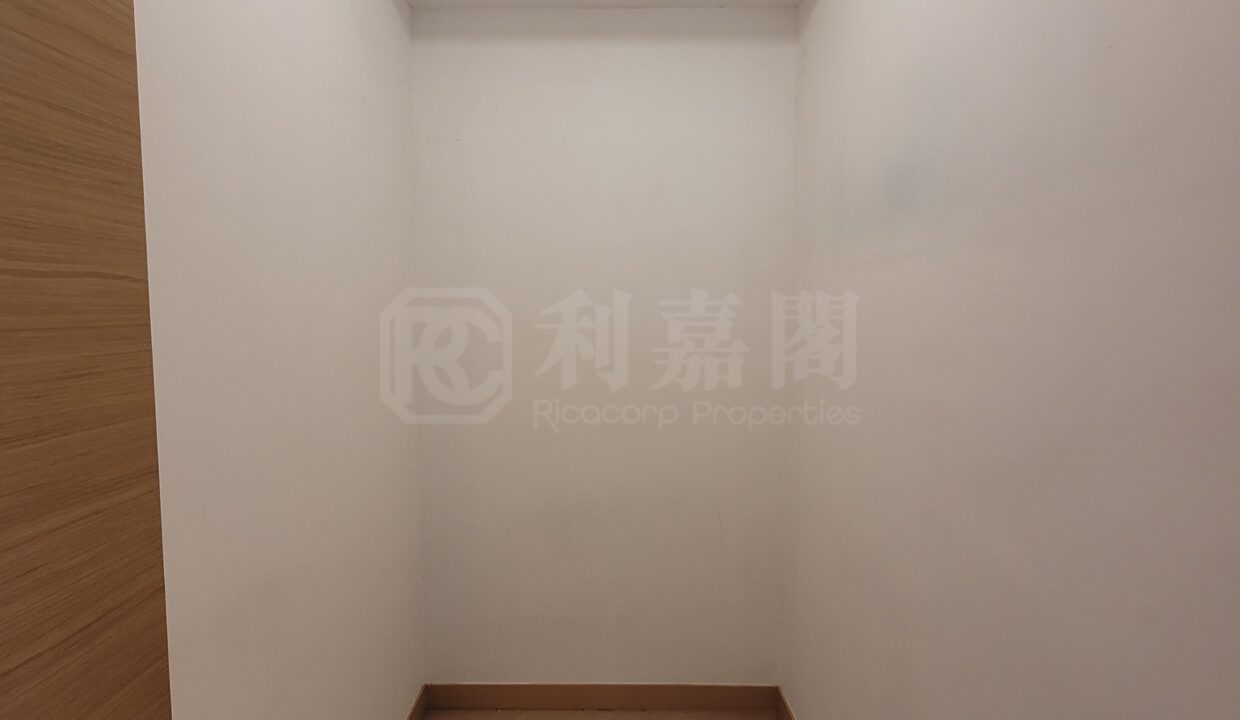 940ffeb4-88fe-4476-a671-72545edd7d1d.jpeg