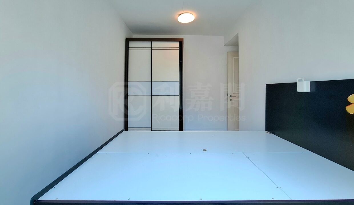 a2ca5650-8414-4989-a9db-4aaa592f9bdd.jpeg