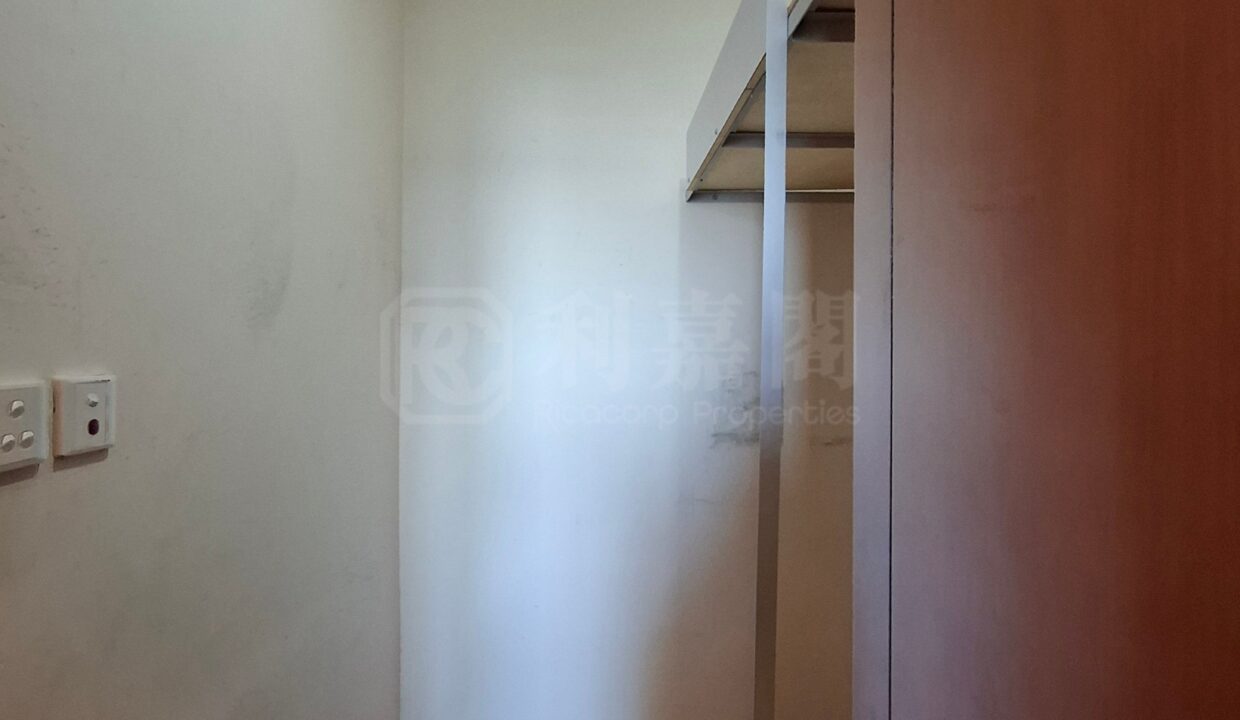 a33e2bf2-8811-4fb7-81b1-ad0d4bd4ea43.jpeg
