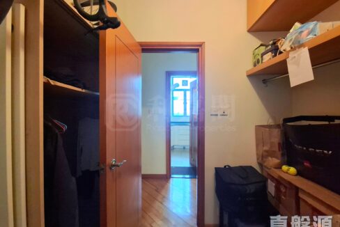 ab306eef-2f6b-48d7-a5f7-c7f393d39596.jpeg