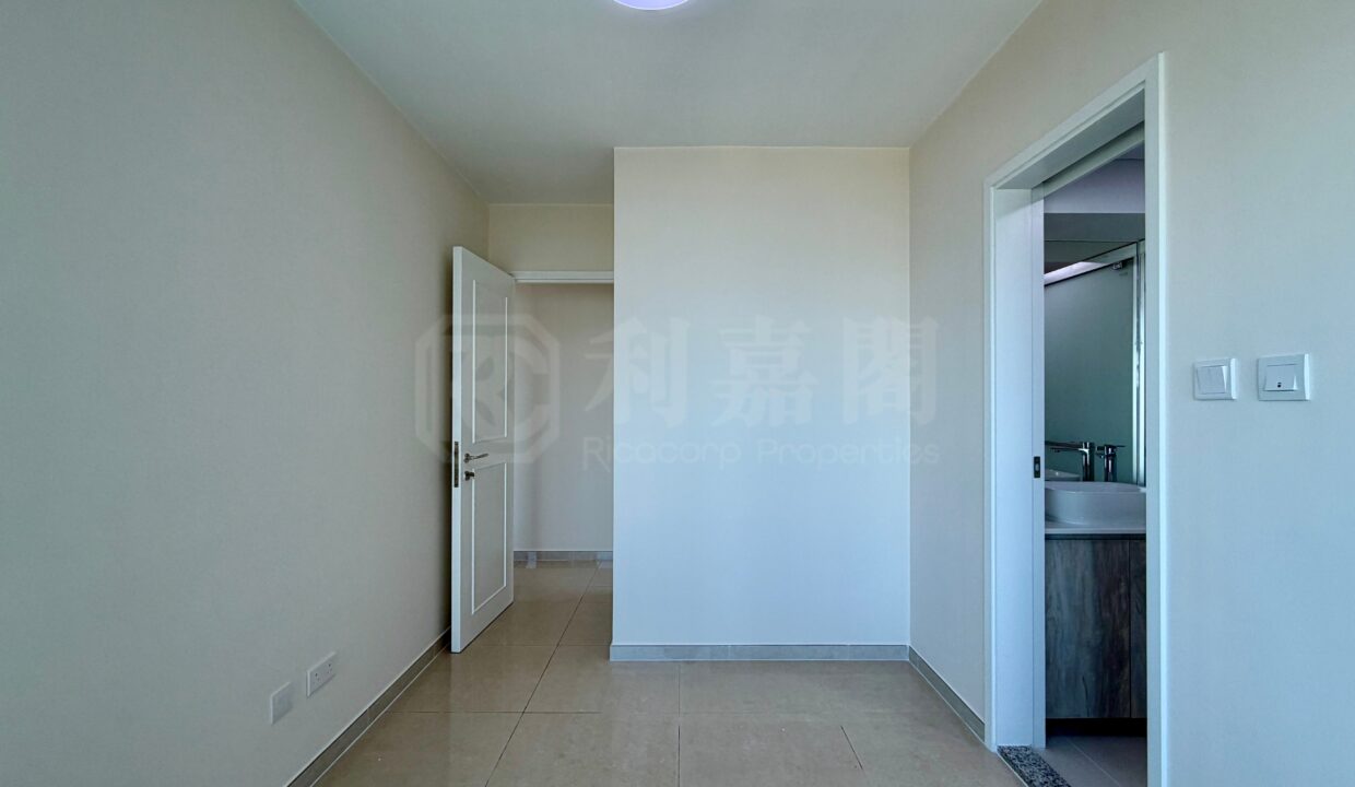 ad9b0129-62aa-4a7f-9aa7-7c624cc1f0ff.jpeg