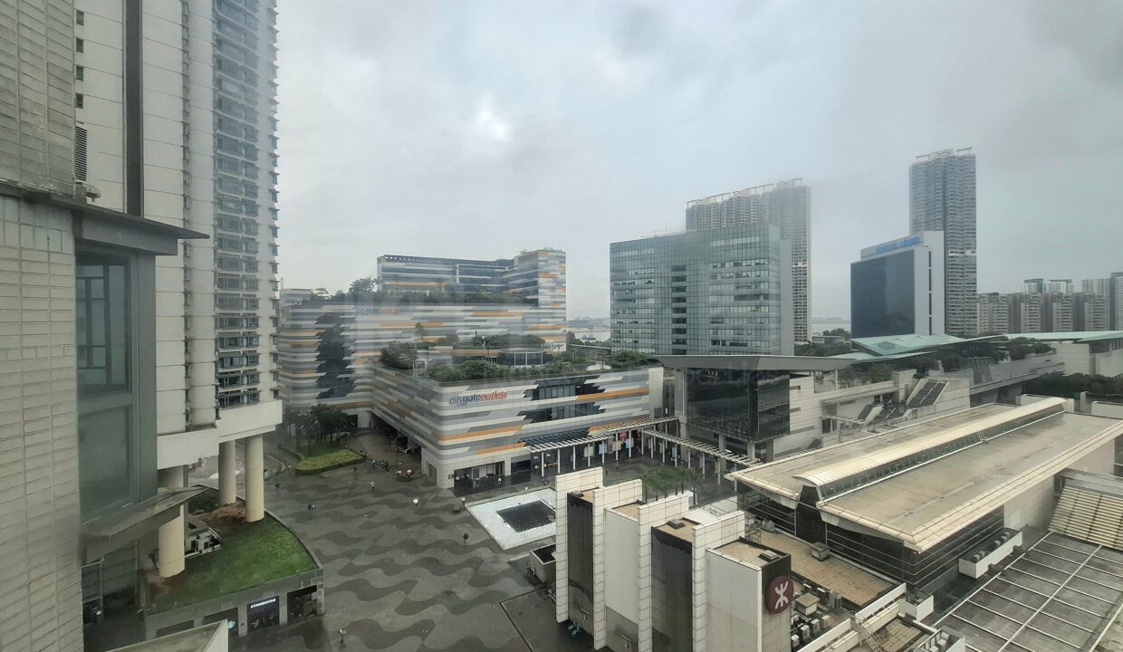 b7e73bce-fd68-4dbb-bb46-5cc64fa0d9a1.jpeg