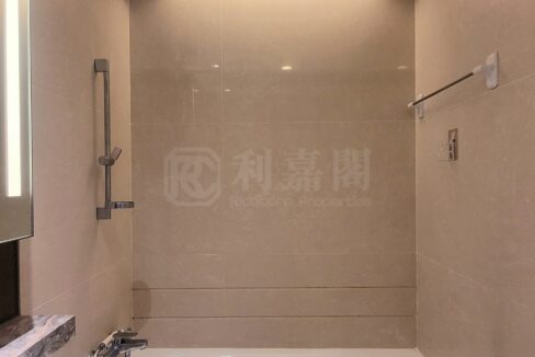 bd338a04-fc9e-4349-a73e-cde3432a9061-1.jpeg