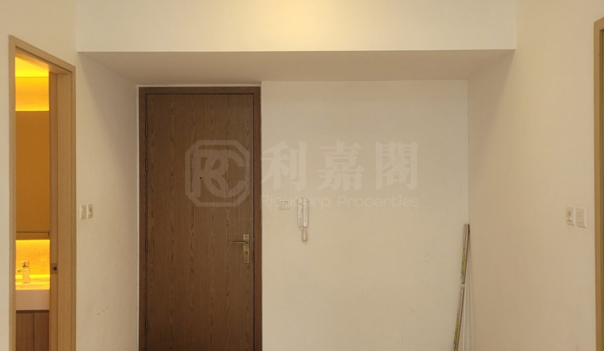 bdc66eea-6ccc-423c-b160-67f3511a8cb7.jpeg