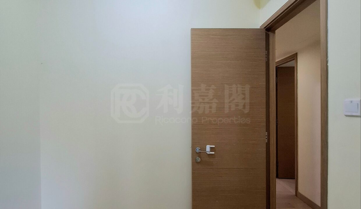 c156d273-2e93-4b4b-ab07-25573f435d7b.jpeg