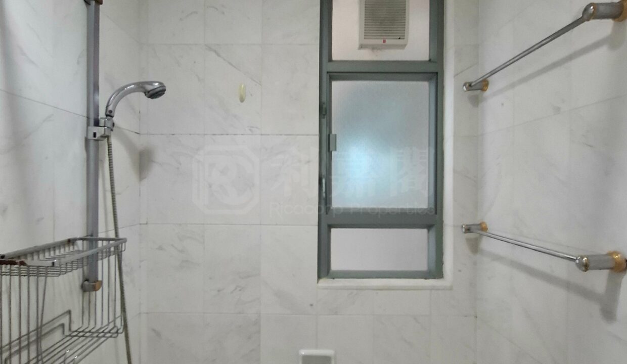 cbba4ea0-f615-4981-ab91-a4210e88af6d.jpeg