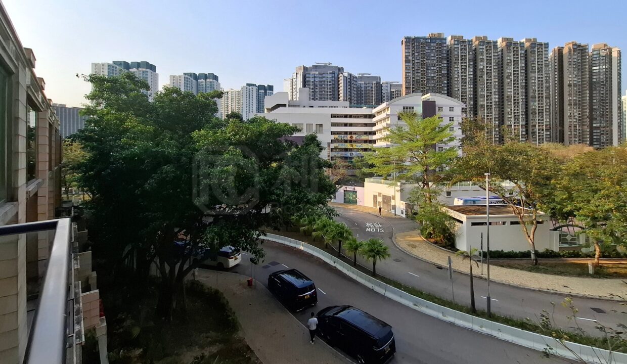 cdb9f435-92f0-4c71-b1d4-dd826e32766f-2.jpeg