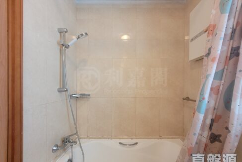 d876b36b-5edf-42de-8cb9-e90f4ff92583.jpeg
