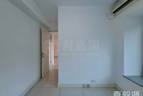 d90c67bb-7a31-477d-82b1-228560eeee4d-1.jpeg
