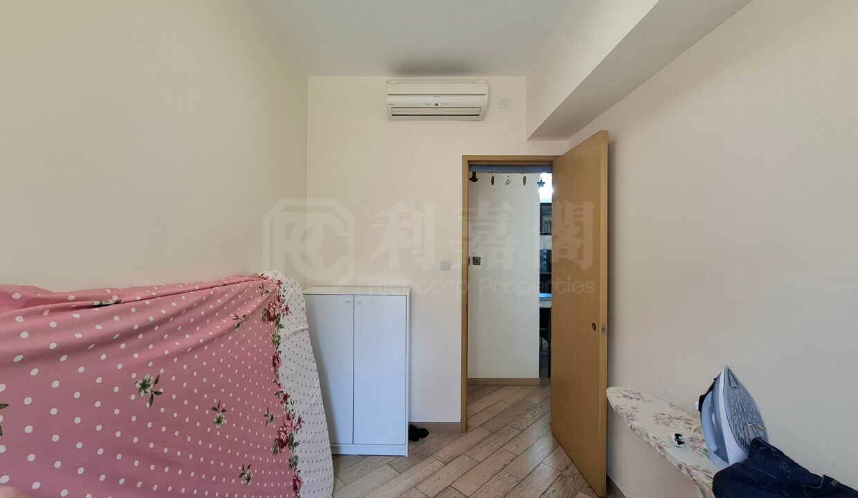 d9855f05-459b-4b50-bcfb-3676632c843a.jpeg