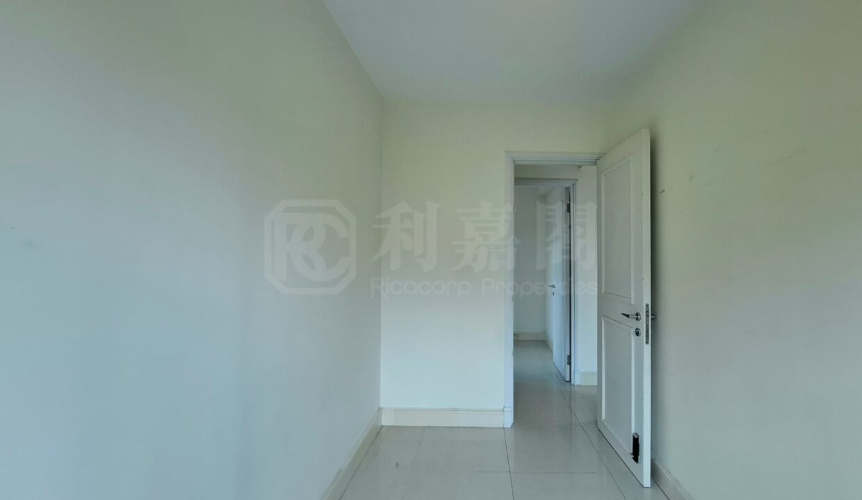 dbd0e6e1-5113-49cd-a7a6-c085da47a247.jpeg