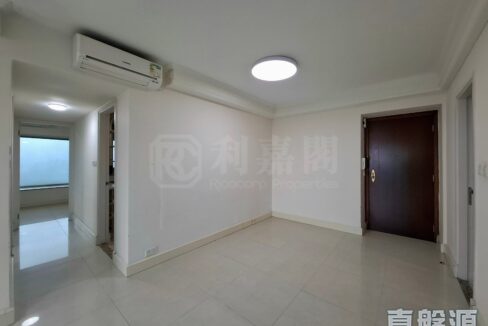 e9501bf3-d384-4056-8e22-ca10357ebee1.jpeg