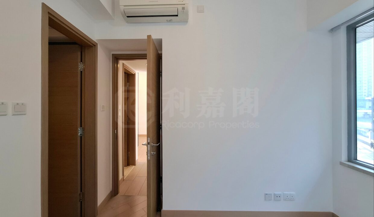 ed767bcb-fa5a-416c-8fd2-58925843a6ca.jpeg